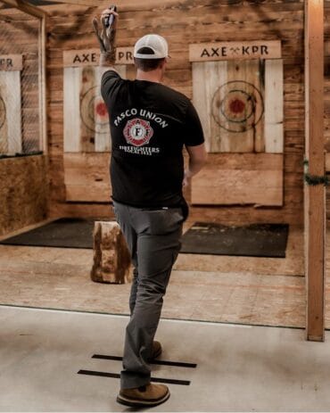 Axe Throwing in Kennewick Washington