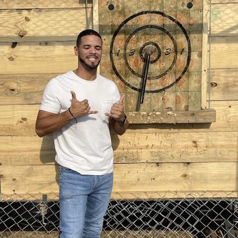 Axe Throwing in Leander Texas