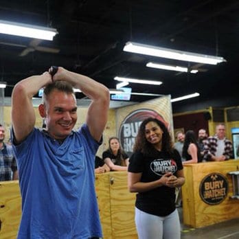 Axe Throwing in Olathe Kansas