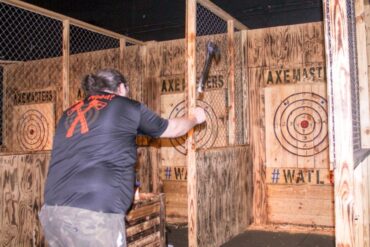 Axe Throwing in Pearland Texas