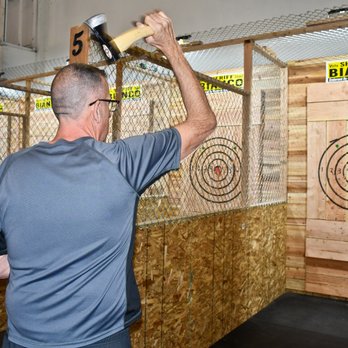 Axe Throwing in Riverside California