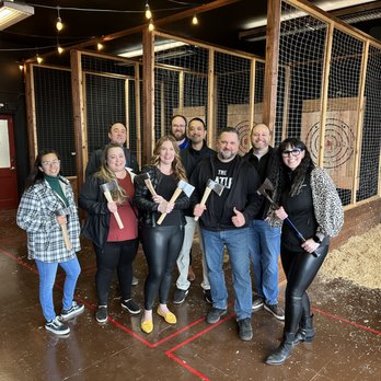 Axe Throwing in Tacoma Washington