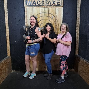 Axe Throwing in Waco Texas