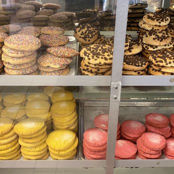 Bakeries near me in Irvine California