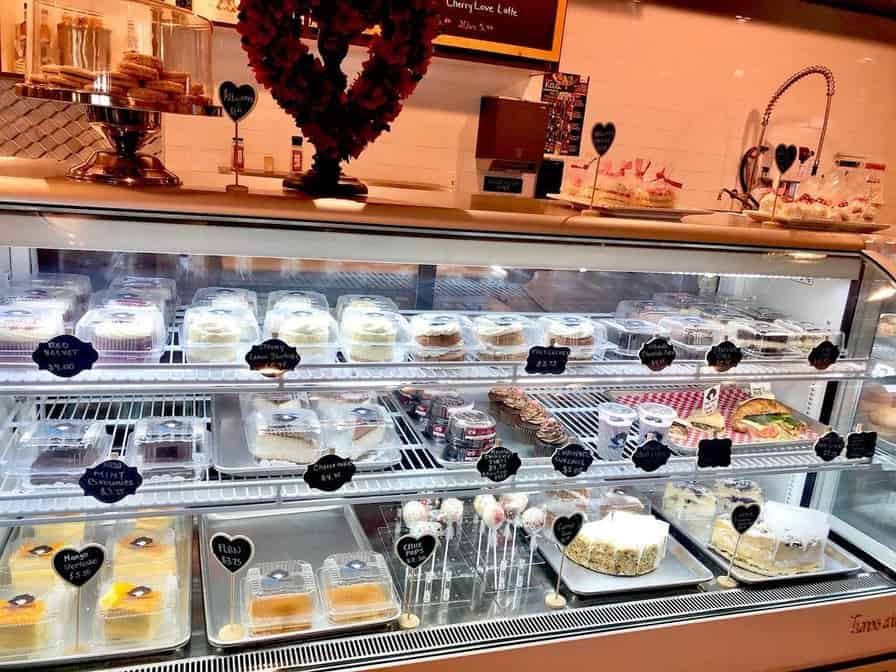 Bakeries near me in Jurong East