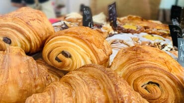 Bakeries near me in Kallang