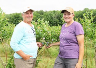 Blueberry Picking Places in Apple Valley California