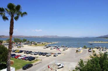 Cheap Parking in Lake Elsinore California