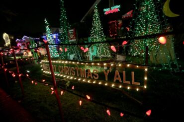 Christmas Lights in Alameda California