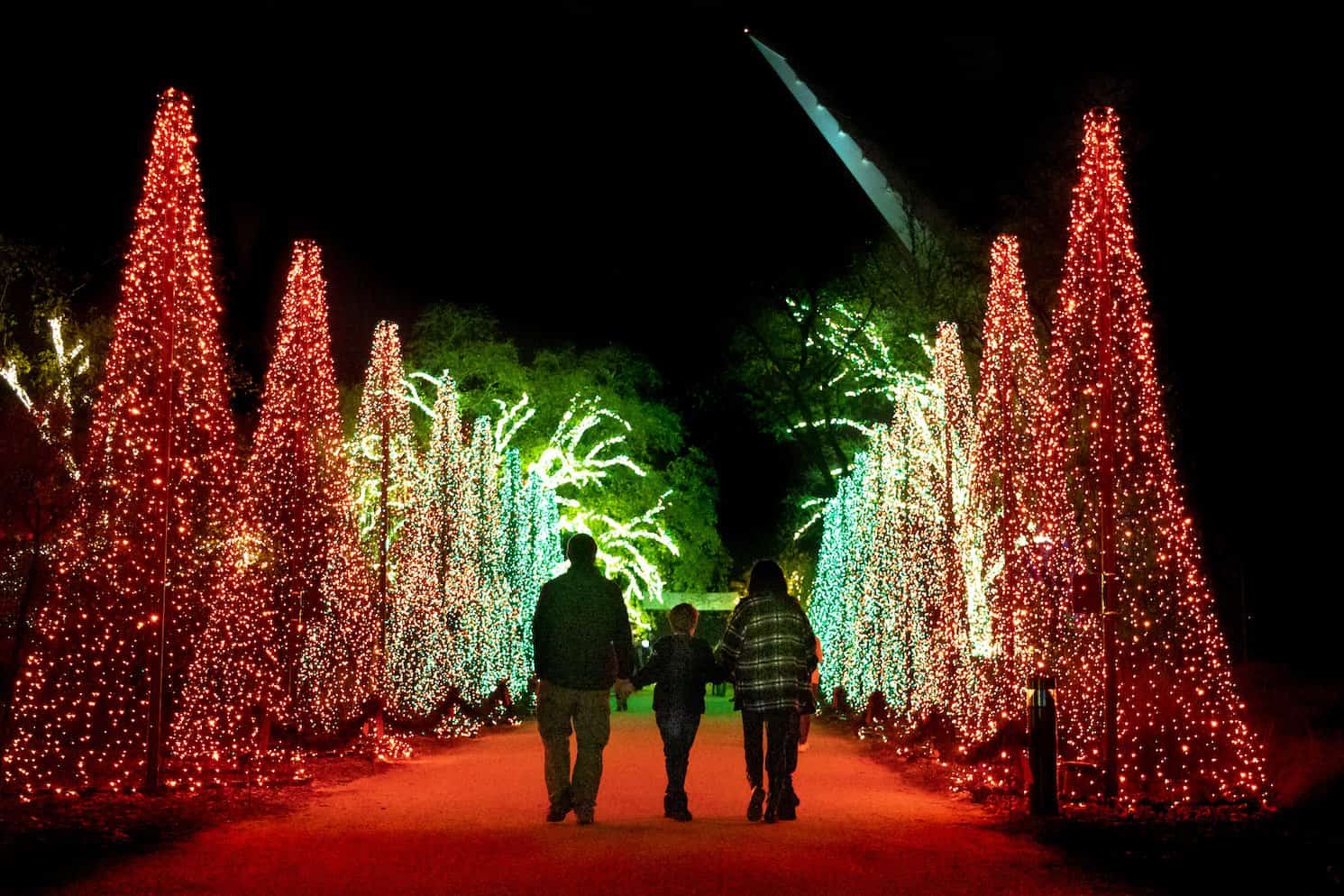 Experience the Sparkle and Magic of Christmas Lights in Redding, California