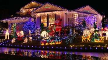 Christmas Lights in Sammamish Washington