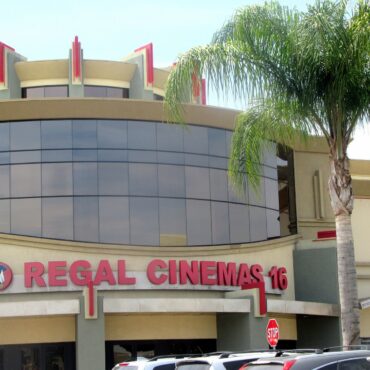 Cinemas in Escondido California