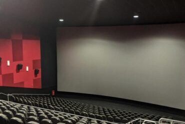 Cinemas in Santa Maria California