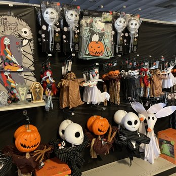 Costume Shops in Merced California