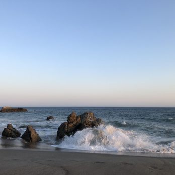 Dog Friendly Beaches in Thousand Oaks California