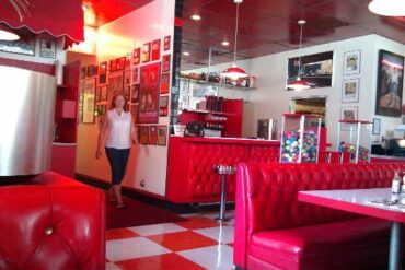 Family Friendly Diners in Whittier California