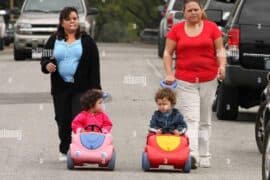 Family Walks With Kids in Bellflower California