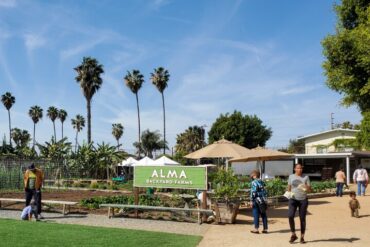 Family Walks With Kids in Compton California