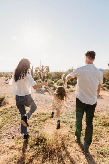 Family Walks With Kids in Phoenix Arizona