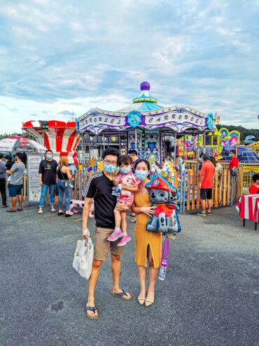 Family Walks With Kids in Punggol