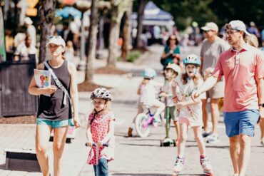 Family Walks With Kids in Roswell Georgia