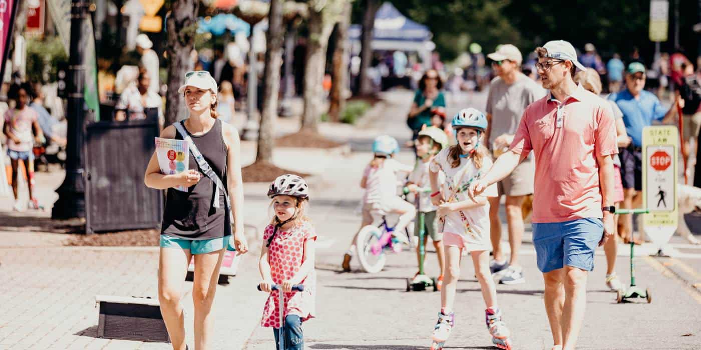 Family Walks With Kids in Roswell Georgia