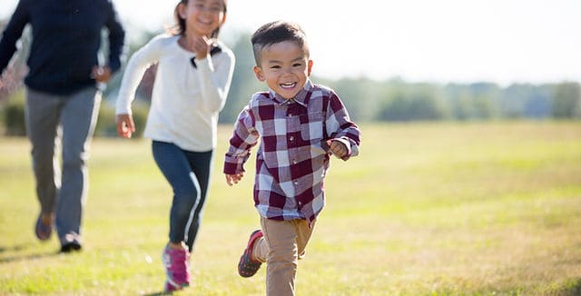 Family Walks With Kids in Yuba City California