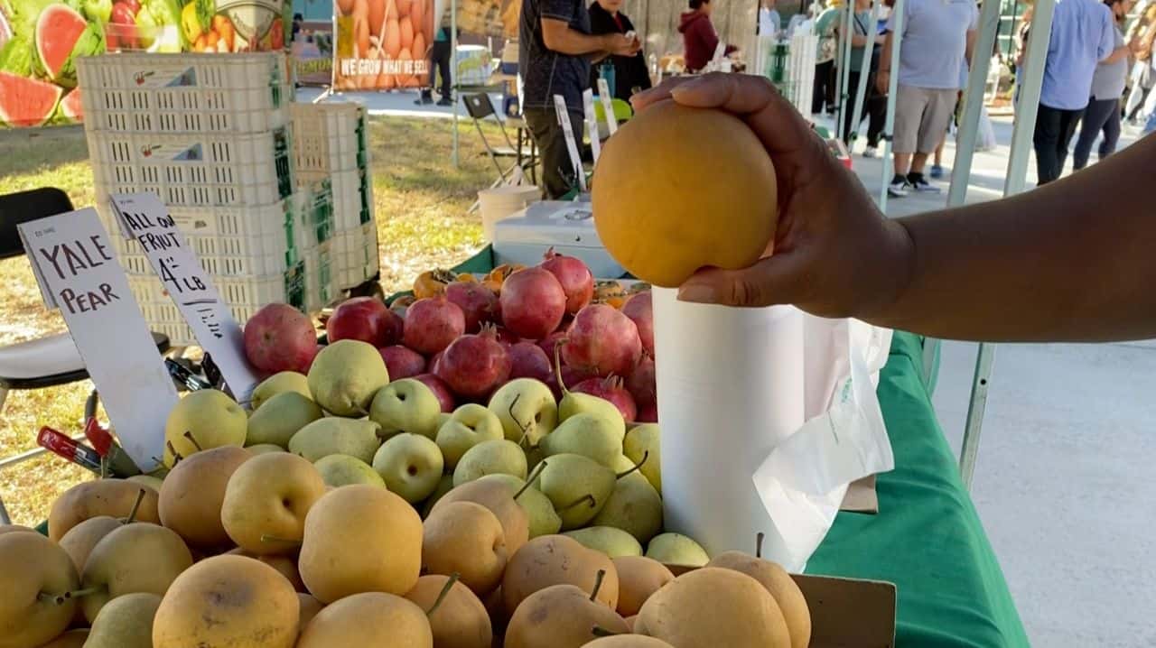 Farmers Markets in Compton California