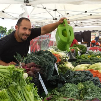 Farmers Markets in Fontana California