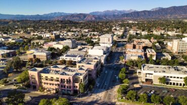 Farmers Markets in Pomona California