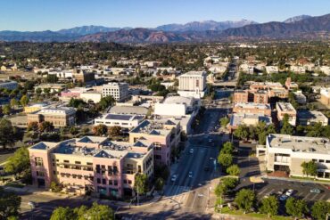 Farmers Markets in Pomona California