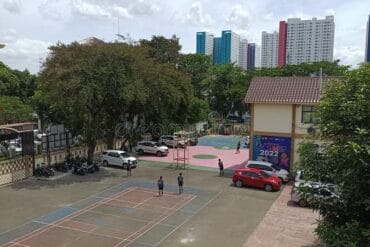 Free Parking in Hougang