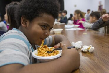 Free eating place for kids in Anaheim California