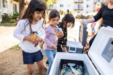 Free eating place for kids in Auburn Washington