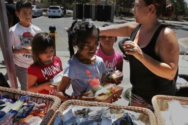 Free eating place for kids in Moreno Valley California