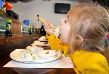 Free eating place for kids in Santa Maria California