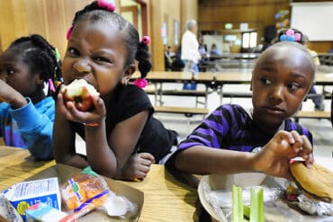 Free eating place for kids in Vallejo California