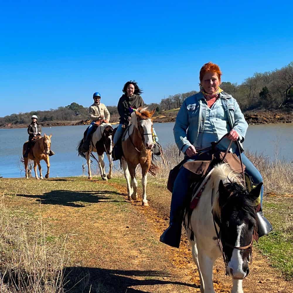 Horse Riding in Arlington Texas