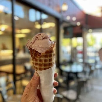 Ice Cream Places in Redding California