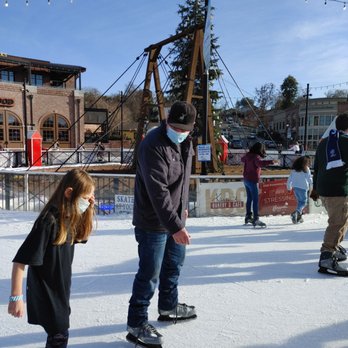 Ice Skating in Folsom California