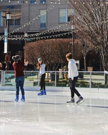 Ice Skating in Olathe Kansas