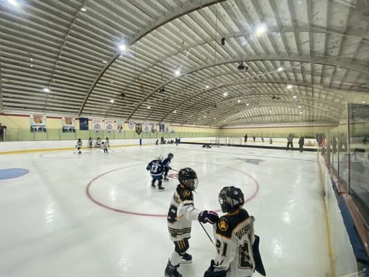 Ice Skating in Ontario California