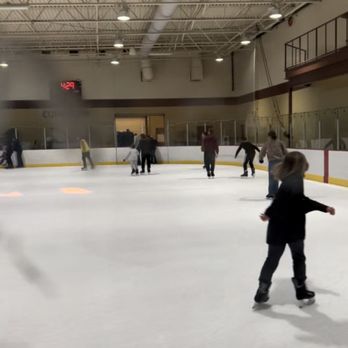 Ice Skating in Oxnard California