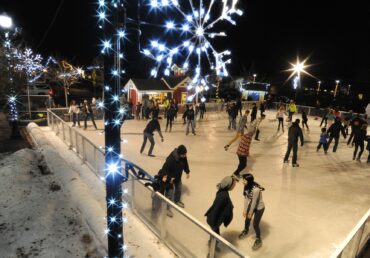 Ice Skating in Redmond Washington