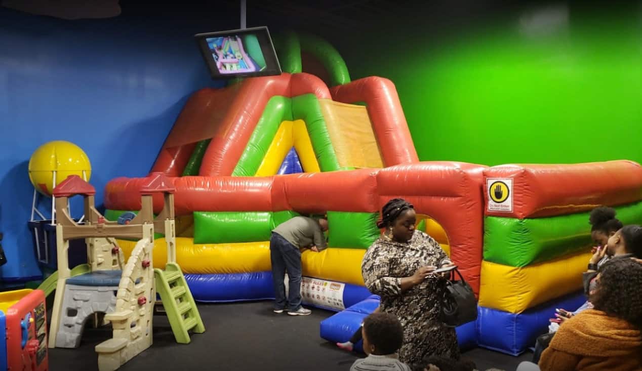 Indoors Playgrounds in Kansas City Kansas