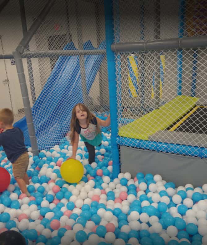 Indoors Playgrounds in Madera California