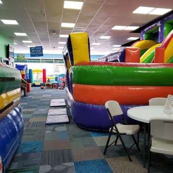 Indoors Playgrounds in Santa Maria California