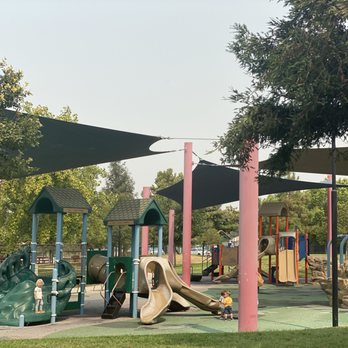 Indoors Playgrounds in Tulare California