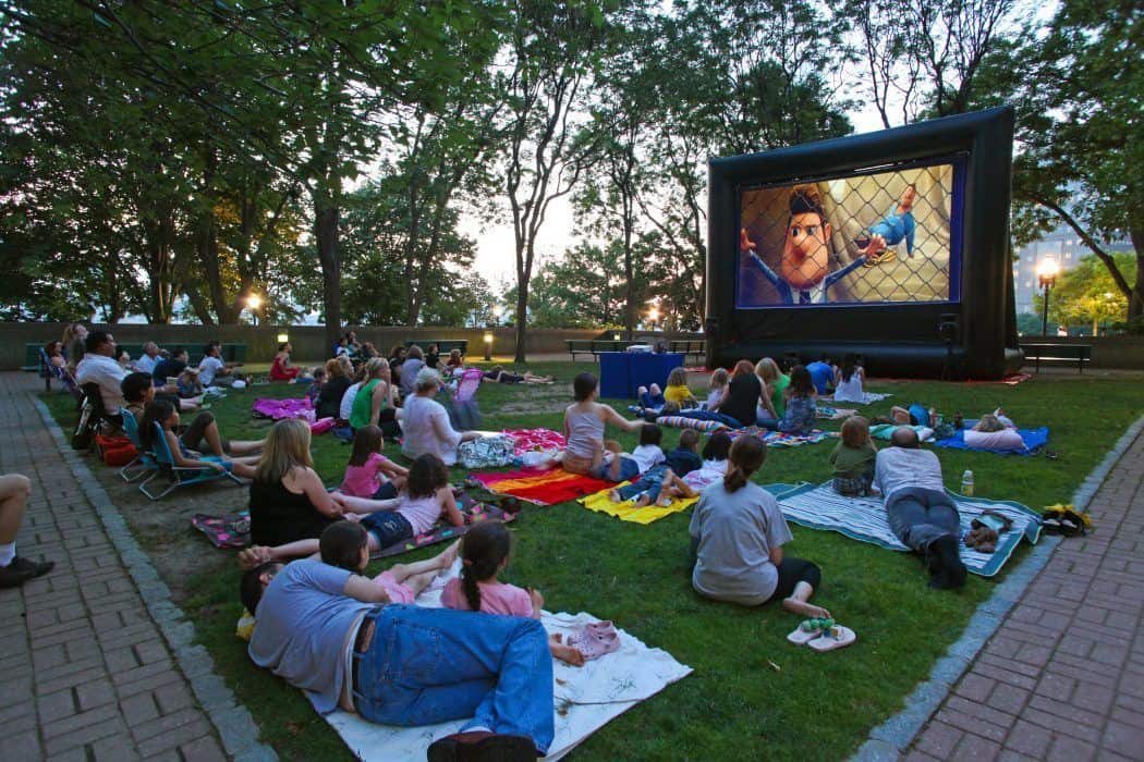 Outdoor Cinemas in Beaumont Texas