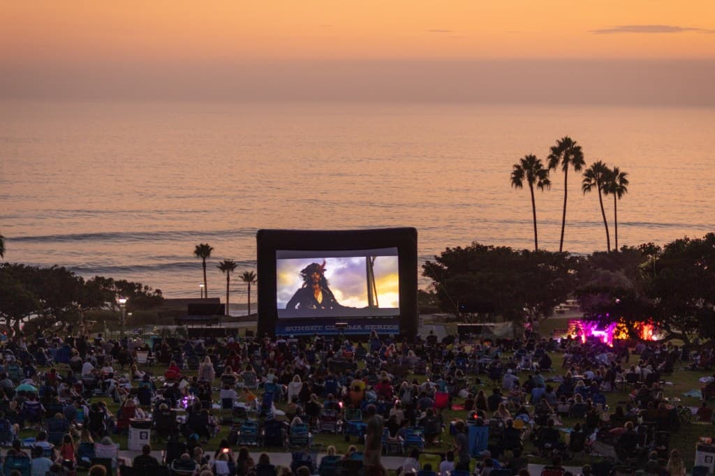 Outdoor Cinemas in Fullerton California